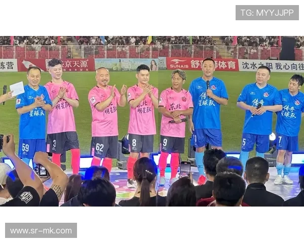 足球球星身高差异大揭秘 一起来看看他们的身高和比赛表现之间的关系 足球球星身高差异大揭秘 一起来看看他们的身高和比赛表现之间的关系